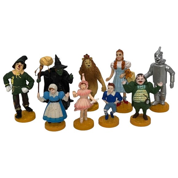 Wizard Of Oz Collectible Figurines Set Of 9 Hand-Painted Miniatures - Picture 1 of 8